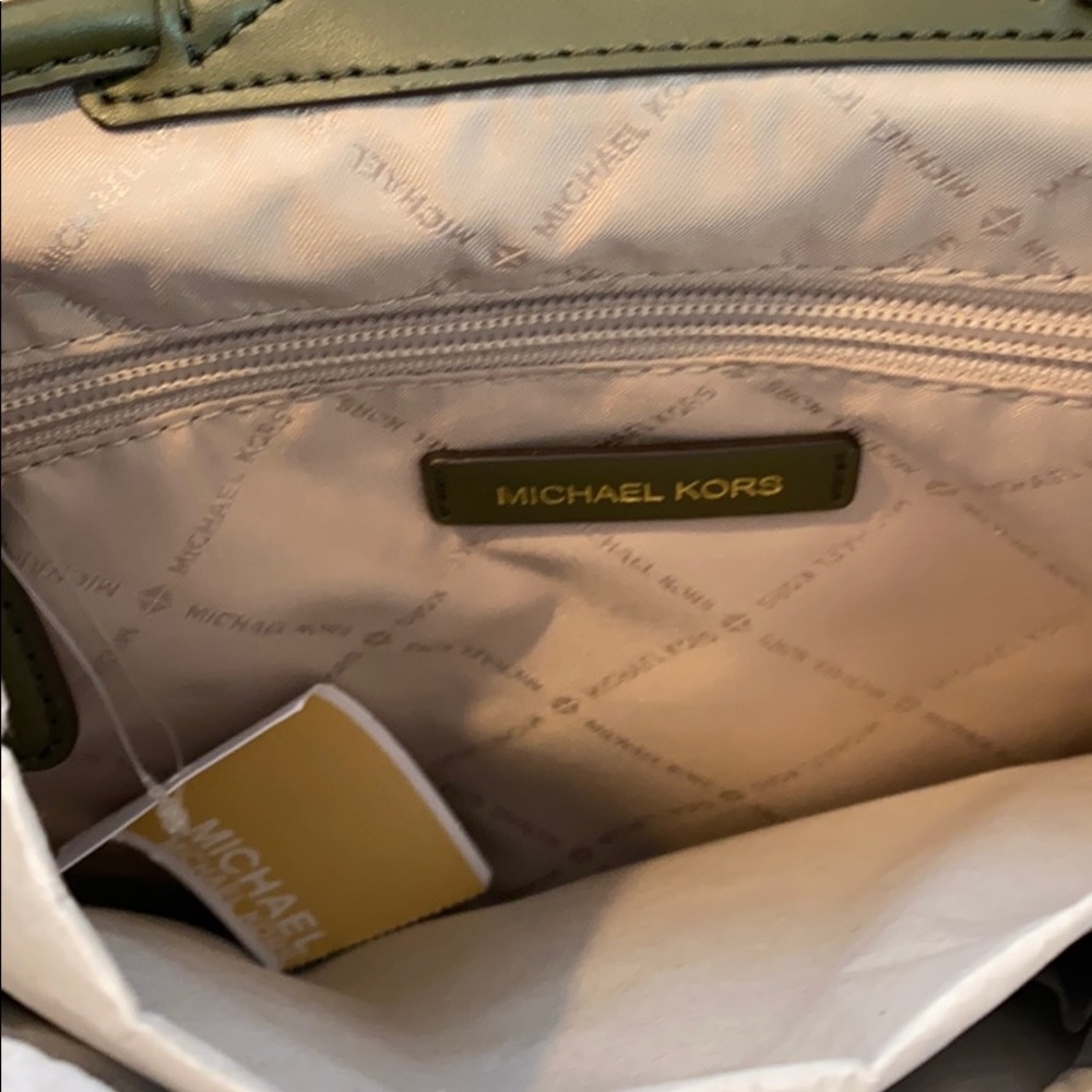 Michael Kors ‘ABBEY’ Backpack - BRAND NEW!! - Picture 5 of 8